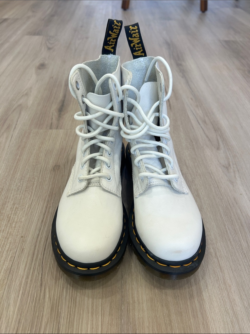 Dr Martens 1460 Pascal Virginia White Leather Combat Boots Womens US 6 UK 4
